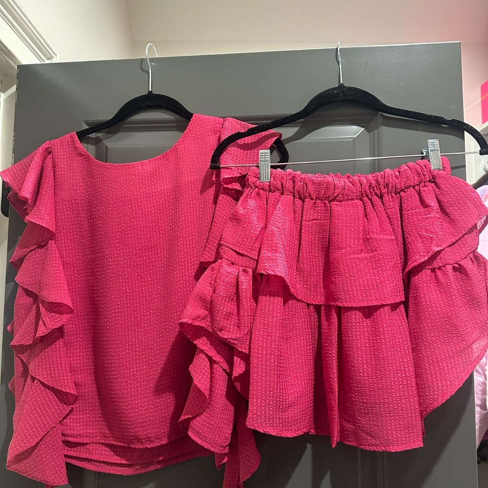 KOCH Pink Ruffled Set - Picture 3 of 5